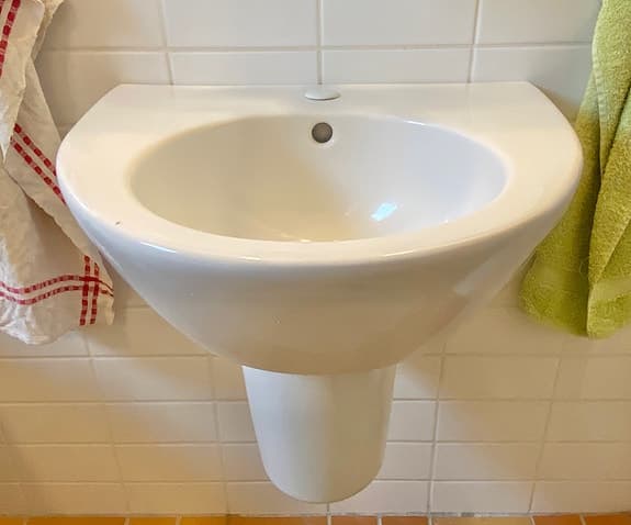 Handfat  Duravit design  Starck med halvpelare