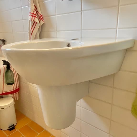 Handfat  Duravit design  Starck med halvpelare