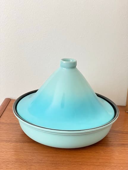 Tajine i turkos färg