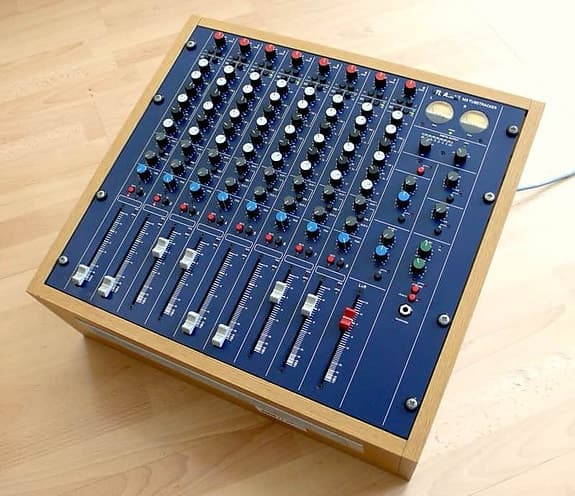 TL Audio M3 TubeTracker – Analog rörmixer / summing mixer (Vintage)