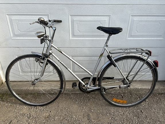 Retro Crescent damcykel 27” 3-växlad (ram 55cm) nyservad i fint skick