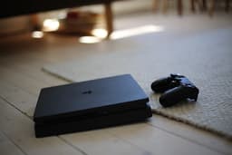 PlayStation 4 Slim - 500 gb
