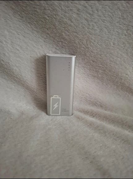 Silvrig powerbank