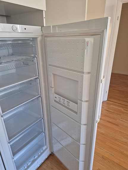Kyl och frys från Bosch 155cm höjd