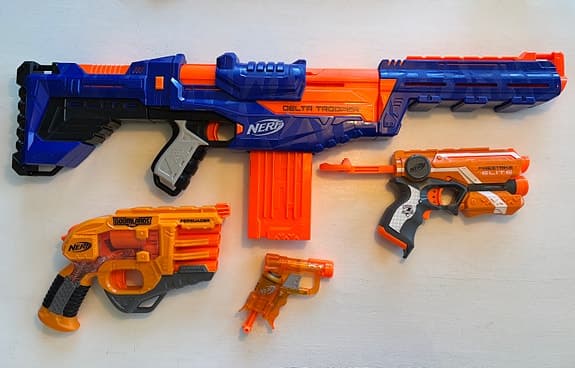 Nerf leksaksvapen set