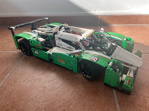 LEGO TECHNIC SPORTBIL
