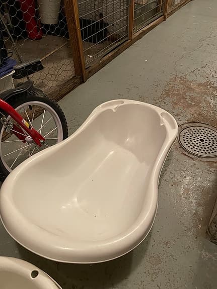 Badbalja för bebis vit plast