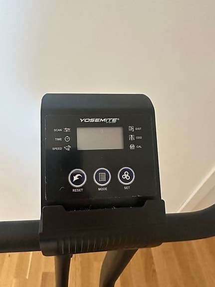 Yosemite motionscykel hopfällbar svart