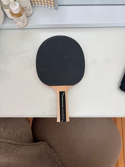 Bordteenisrack autograf av Jan-Ove waldner BUDGIVNING