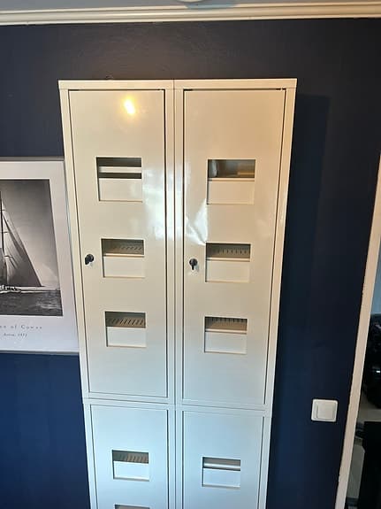 IKEA förvaringsskåp metall vitt