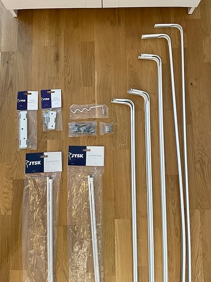 Jysk 6 st set Gardinstänger vit metall & tillbehör