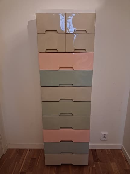 2 st helt nya plastbyråar