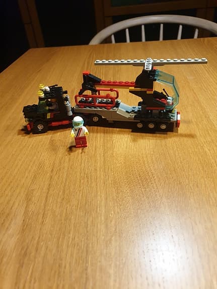 LEGO 6357 Stunt 'Copter N' Truck.