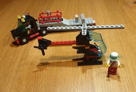 LEGO 6357 Stunt 'Copter N' Truck.