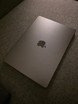 Macbook Pro 14" M4 16GB RAM 1TB SSD