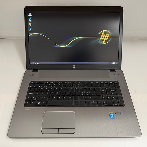 HP 470 17"