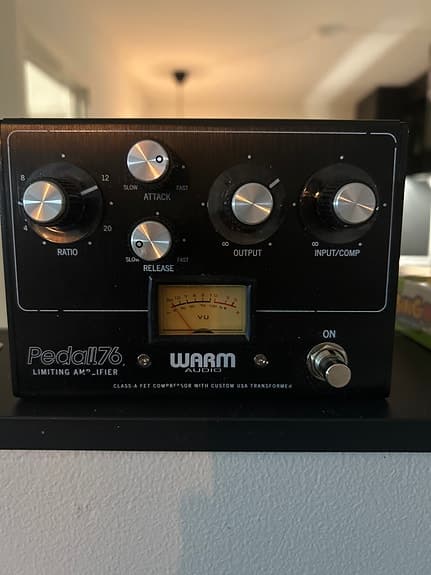 Gitarr pedaler m.m