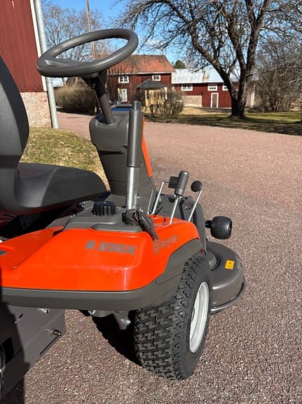 Husqvarna Rider åkgräsklippare 4wd