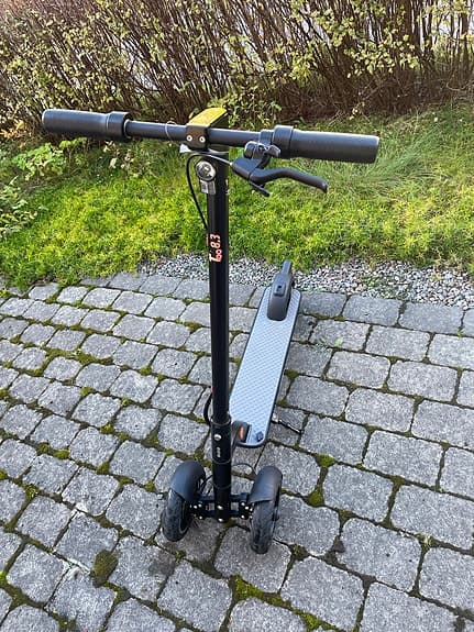 El-scooter LRoll Too 8.3 – i mycket gott skick