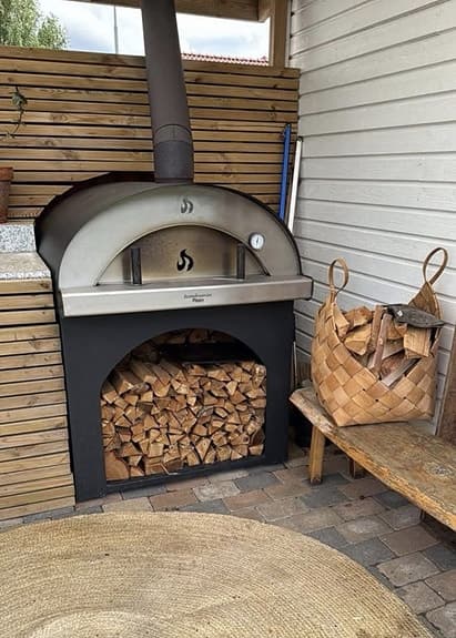 Vedeldad pizzaugn Scandinavian pizza Manta 100