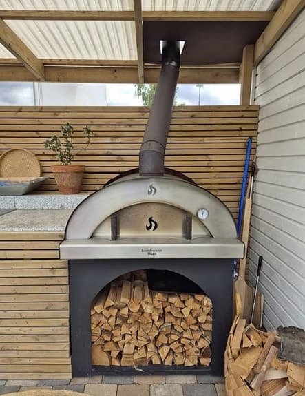 Vedeldad pizzaugn Scandinavian pizza Manta 100