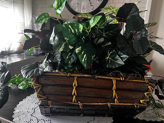 Stor Konstgjord växt i bambukorg