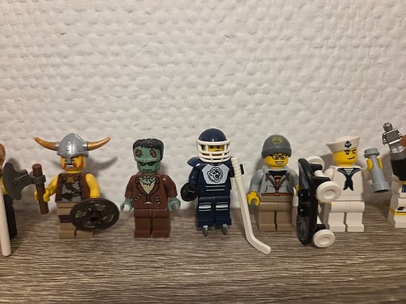 Lego - Minifigurer - Serie 4
