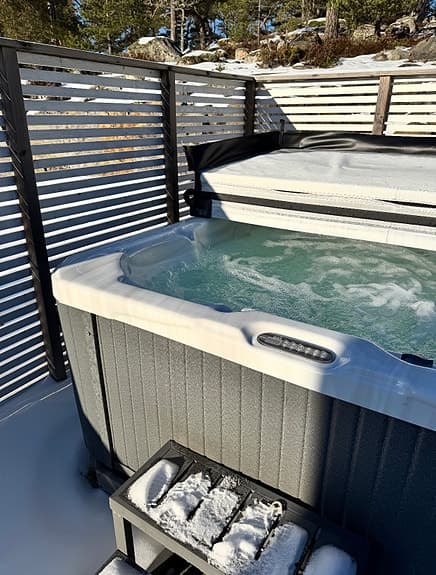 Spabad utomhus Folkpool, Dimensions one spas