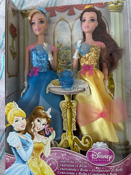 Disney dockset prinsessor Cinderella  och Belle