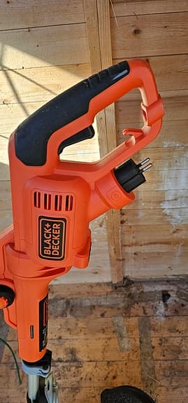 Black+Decker grästrimmer 33 cm orange