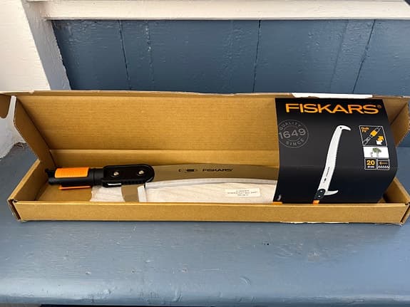 Teleskopskaft 4 m + grensåg (kurvsåg) Fiskars