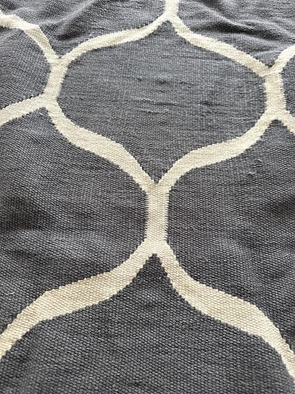 IKEA 100% ull matta grå/blå med mönster