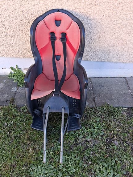Hamax fäste till cykelbarnstol.