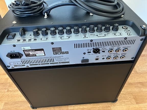 Boss Katana-110 Bass basförstärkare