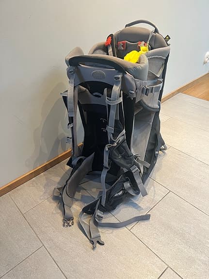 Bärstol Poco plus med regnskydd
