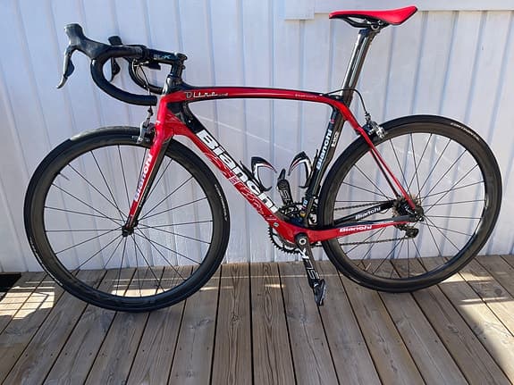 Bianchi Racer Oltre Bike Cykel Landsvägscykel Kolfiber Shimano Di2