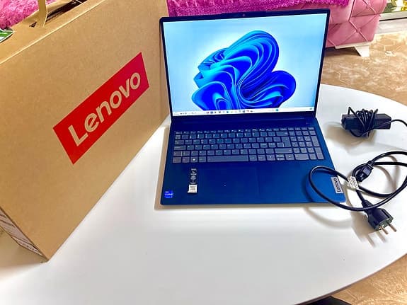 Lenovo IdeaPad Slim 16"