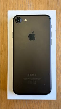 Apple iPhone 7 - 32GB