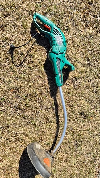 Black & Decker grästrimmer