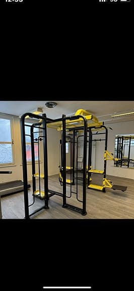 Gym rigg multifunktionell träningsstation svart/gul