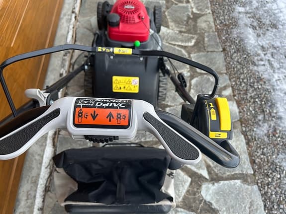Honda HRX 476 gräsklippare med uppsamlare