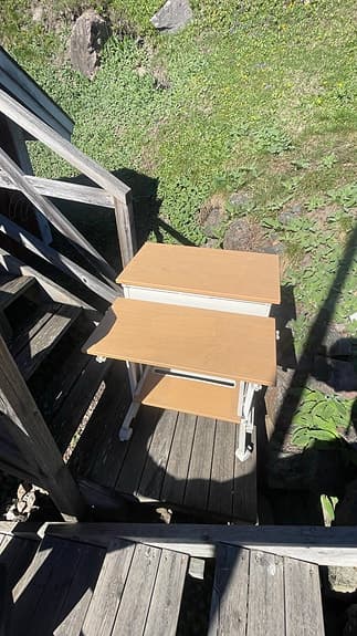 Skrivbord på hjul – datorbord med utdragbar skiva