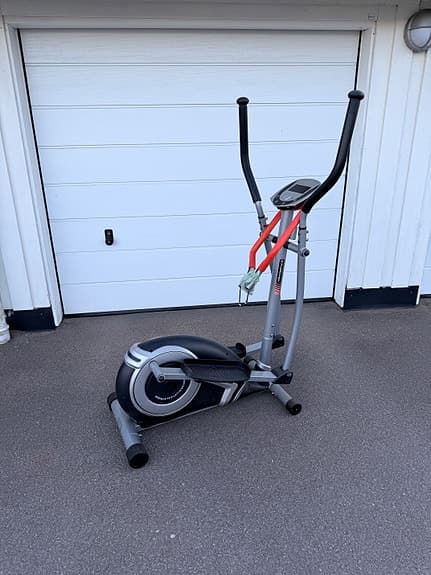 Crosstrainer med träningsdator svart/grå/orange