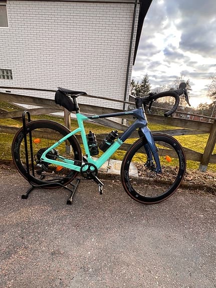 Bianchi Arcadex med carbon hjul