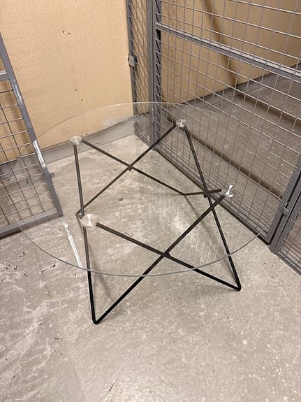 Soffbord glasrund metallstativ svart