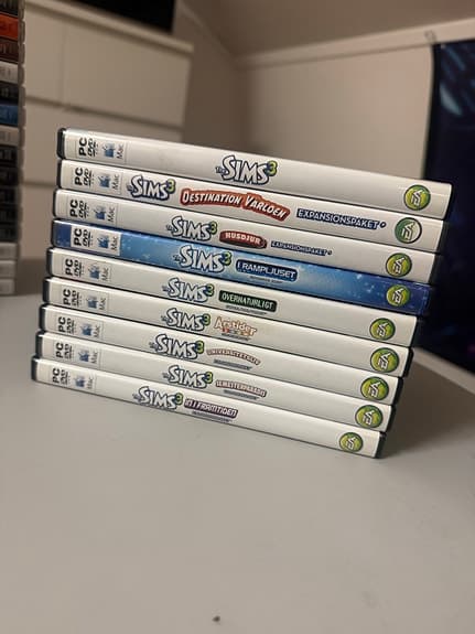 The Sims 3 PC spelpaket Bas spelet inkl 8 expansioner