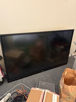 LG TV 65” Interaktiv + väggfäste BVSA