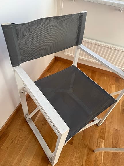 Bord och 2 stolar trädgårdsmöbler vit och grå, balkongmöbler, hopfällbara
