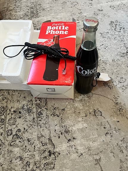 Coca-Cola Bottle Phone fast telefon svart