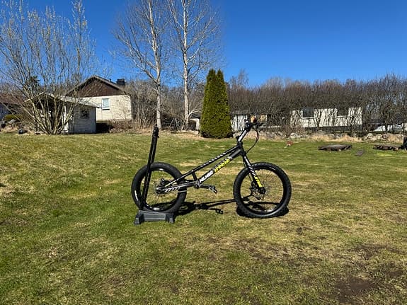 Trialcykel Jitsie 920